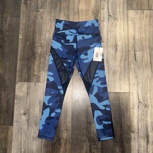 ZYIA‎ Light n Tight Navy Blue Camo Mesh High Rise Leggings Women's size 4
